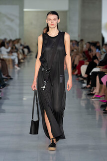 Max Mara весна-лето 2022 / Max Mara Spring 2022 Ready-to-Wear collection