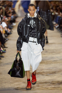 Louis Vuitton весна-лето 2022 / Louis Vuitton Spring 2022 Ready-to-Wear collection