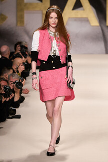 Chanel весна-лето 2022 / Chanel Spring 2022 Ready-to-Wear collection
