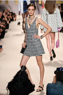 Chanel весна-лето 2022 / Chanel Spring 2022 Ready-to-Wear collection