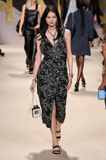 Chanel весна-лето 2022 / Chanel Spring 2022 Ready-to-Wear collection
