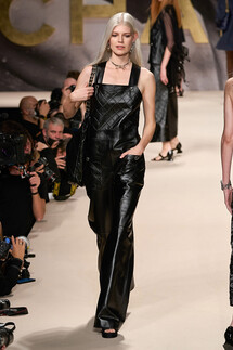 Chanel весна-лето 2022 / Chanel Spring 2022 Ready-to-Wear collection
