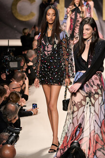 Chanel весна-лето 2022 / Chanel Spring 2022 Ready-to-Wear collection