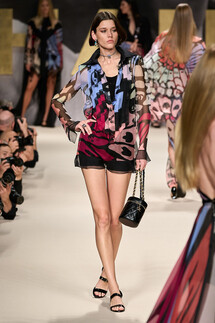 Chanel весна-лето 2022 / Chanel Spring 2022 Ready-to-Wear collection