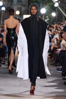 Alaia весна-лето 2022 / Alaia Spring 2022