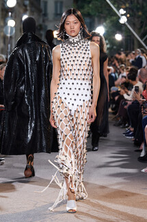 Alaia весна-лето 2022 / Alaia Spring 2022