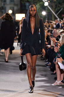 Alaia весна-лето 2022 / Alaia Spring 2022