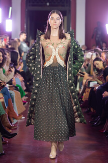 Alena Akhmadullina Spring 2020 / Alena Akhmadullina весна-лето 2020 / Неделя моды: Москва