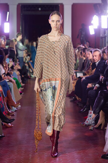 Alena Akhmadullina Spring 2020 / Alena Akhmadullina весна-лето 2020 / Неделя моды: Москва