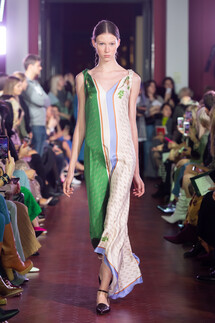 Alena Akhmadullina Spring 2020 / Alena Akhmadullina весна-лето 2020 / Неделя моды: Москва