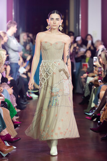 Alena Akhmadullina Spring 2020 / Alena Akhmadullina весна-лето 2020 / Неделя моды: Москва
