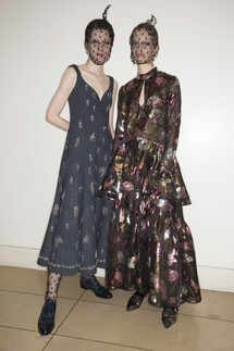 Backstage collections Erdem Fall 2018 Ready-to-Wear , Backstage коллекции Эрдем осень зима 2018 , Fashion show , неделя моды в Лондане , LFW , Mainstyles
