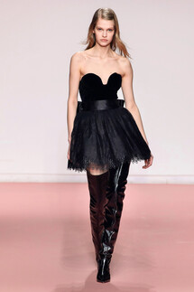 Blumarine Fall 2019 Ready-to-Wear / Blumarine осень 2019 / Неделя моды: Милан