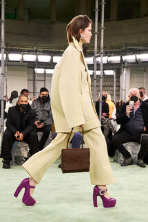 Bottega Veneta Fall 2022 Collection / Bottega Veneta осень-зима 2022