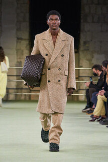Bottega Veneta Fall 2022 Collection / Bottega Veneta осень-зима 2022