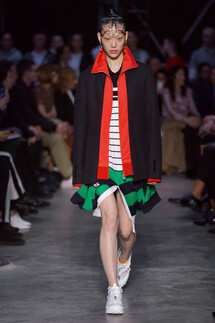 Burberry Fall 2019 Ready-to-Wear / Burberry осень 2019 / Неделя моды: Лондон