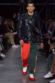 Burberry Fall 2019 Ready-to-Wear / Burberry осень 2019 / Неделя моды: Лондон