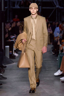 Burberry Fall 2019 Ready-to-Wear / Burberry осень 2019 / Неделя моды: Лондон