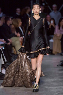 Burberry Fall 2019 Ready-to-Wear / Burberry осень 2019 / Неделя моды: Лондон