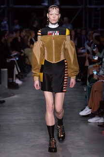 Burberry Fall 2019 Ready-to-Wear / Burberry осень 2019 / Неделя моды: Лондон