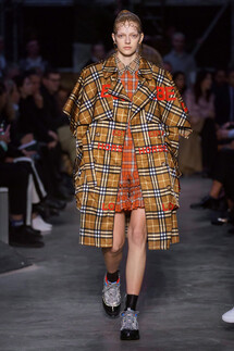 Burberry Fall 2019 Ready-to-Wear / Burberry осень 2019 / Неделя моды: Лондон