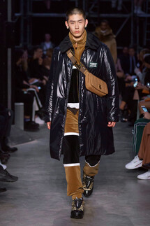 Burberry Fall 2019 Ready-to-Wear / Burberry осень 2019 / Неделя моды: Лондон