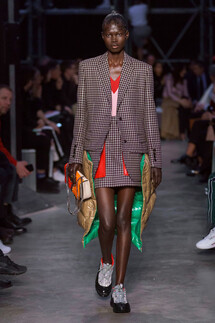 Burberry Fall 2019 Ready-to-Wear / Burberry осень 2019 / Неделя моды: Лондон