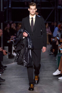Burberry Fall 2019 Ready-to-Wear / Burberry осень 2019 / Неделя моды: Лондон