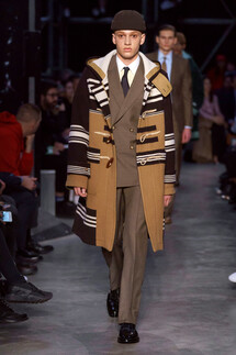 Burberry Fall 2019 Ready-to-Wear / Burberry осень 2019 / Неделя моды: Лондон