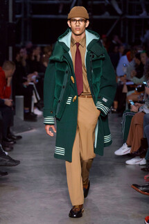 Burberry Fall 2019 Ready-to-Wear / Burberry осень 2019 / Неделя моды: Лондон