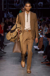 Burberry Fall 2019 Ready-to-Wear / Burberry осень 2019 / Неделя моды: Лондон