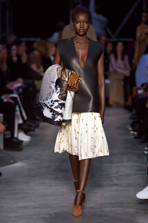Burberry Fall 2019 Ready-to-Wear / Burberry осень 2019 / Неделя моды: Лондон