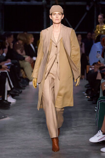 Burberry Fall 2019 Ready-to-Wear / Burberry осень 2019 / Неделя моды: Лондон