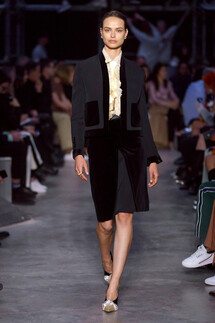 Burberry Fall 2019 Ready-to-Wear / Burberry осень 2019 / Неделя моды: Лондон
