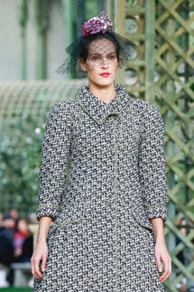 Details Chanel spring 2018 couture Paris PFW коллекция 2018 Детали коллекции Шанель кутюр лето 2018 неделя высокой моды в Париже Mainstyles