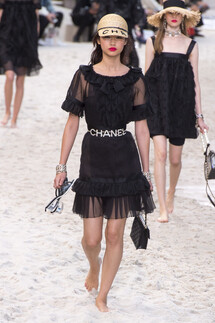 Chanel Spring 2019 PFW / Шанель весна-лето 2019 Неделя моды в Париже