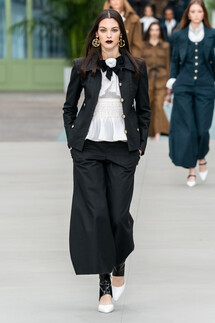 Chanel Resort 2020 Fashion show / Chanel круизная коллекция 2020
