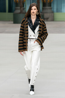 Chanel Resort 2020 Fashion show / Chanel круизная коллекция 2020