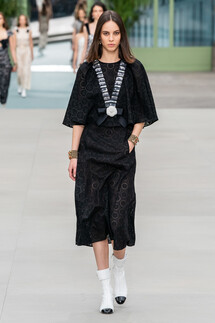 Chanel Resort 2020 Fashion show / Chanel круизная коллекция 2020