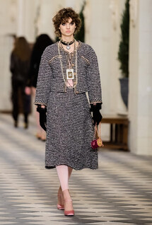 Chanel Métiers d’Art Pre-Fall 2021 Collection / Коллекция Chanel осень 2021