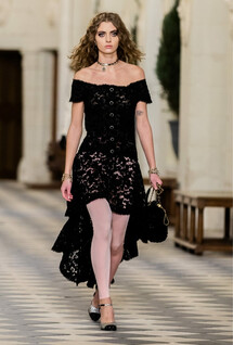 Chanel Métiers d’Art Pre-Fall 2021 Collection / Коллекция Chanel осень 2021