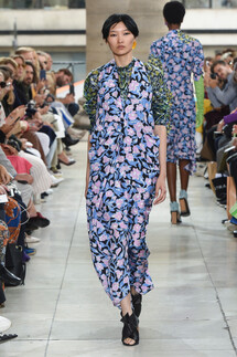Christian Wijnants Spring 2019 PFW / Christian Wijnants весна-лето 2019 Неделя моды в Париже