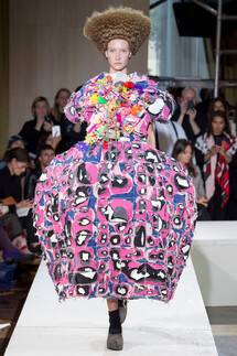 Comme des Garçons SPRING/SUMMER 2018 READY-TO-WEAR Comme des Garcons весна-лето 2018
