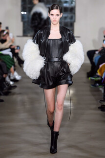 David Koma Fall 2019 Ready-to-Wear / Burberry осень 2019 / Неделя моды: Лондон