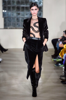 David Koma Fall 2019 Ready-to-Wear / Burberry осень 2019 / Неделя моды: Лондон