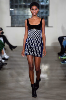 David Koma Fall 2019 Ready-to-Wear / Burberry осень 2019 / Неделя моды: Лондон