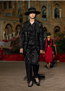 Dior Cruise 2023 / Dior круизная коллекция 2023