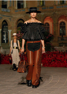 Dior Cruise 2023 / Dior круизная коллекция 2023