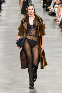 Fendi Fall 2022 Collection / Fendi осень-зима 2022