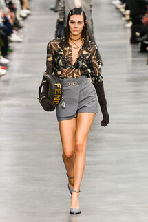 Fendi Fall 2022 Collection / Fendi осень-зима 2022